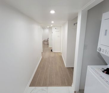 For Lease - 48 phoenix blvd Phoenix Boulevard, Barrie, Ontario - Photo 5