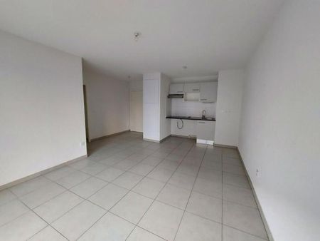 Location Appartement 3 pièces 59m² TOULOUSE 31200 - Photo 3