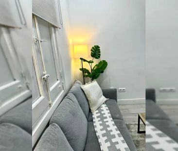 Room in a shared 3-bedroom apartment for rent in Castellana for professionals and students - Foto 6
