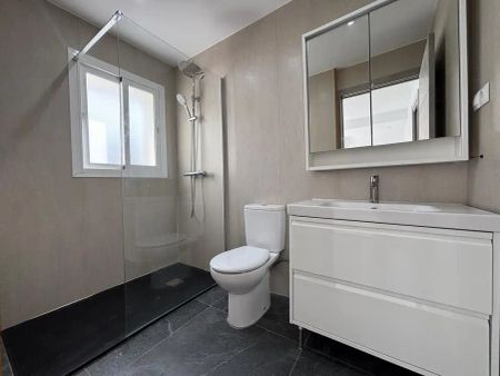 Apartamento de alquiler en Calle Salvador Rueda, Solymar - Photo 2