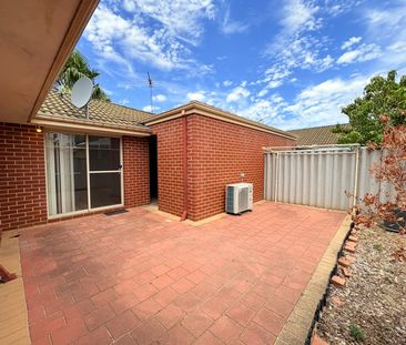 Spacious 3-Bedroom Villa with Modern Amenities - Photo 5