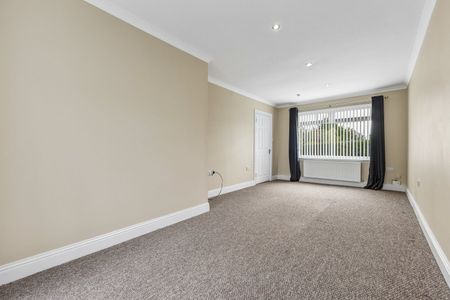 Cairneymount Avenue - Photo 3