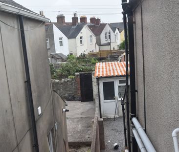 2 bed flat to rent in Malefant Street, Cathays, CF24 - Photo 6