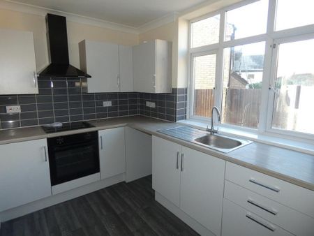 2 bedroom bungalow to rent - Photo 4