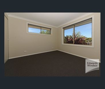 Modern spacious unit in great location - Photo 5