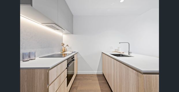 AUSTRALIAN LUXURY THAT FEELS LIKE HOME! - Photo 1