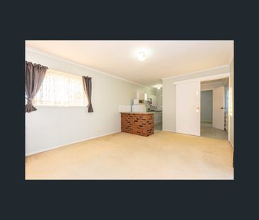12 Alison Court, Kippa-Ring, Qld 4021 - Photo 3
