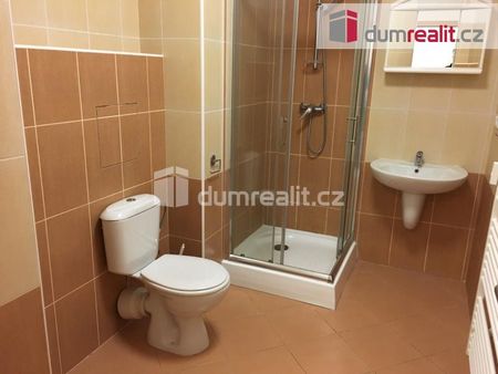 Pronájem bytu 1+kk a garsoniéry 43 m² - Photo 3