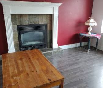 NICE TWO BEDROOMS FULLY FURNISHED IN RENOVATED HOME (VANCOUVER) - Photo 1