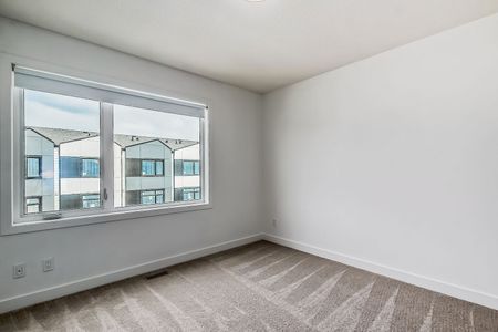 8506 21 Avenue Southeast, Calgary, AB, Canada - Photo 3