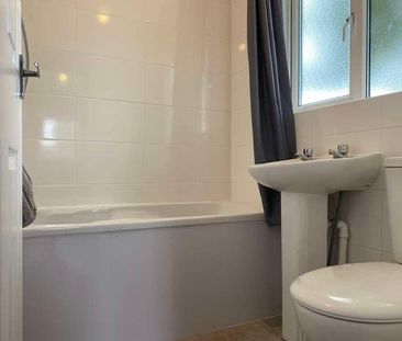 Varley Gardens, Flanderwell, Rotherham, S66 - Photo 5