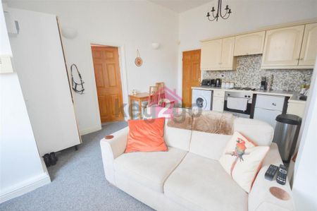 1 bedroom flat to rent - Photo 2