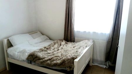 Flat to rent - Photo 3