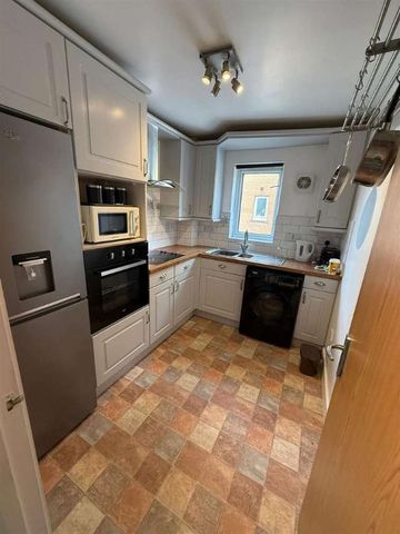 Grangemoor Court, Grangetown, Cardiff, CF11 - Photo 4