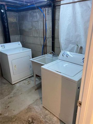 For Lease - 240 Markham Road Unit# LOWER, Toronto, Ontario - Photo 3