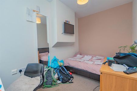 7 bedroom house to rent - Photo 3