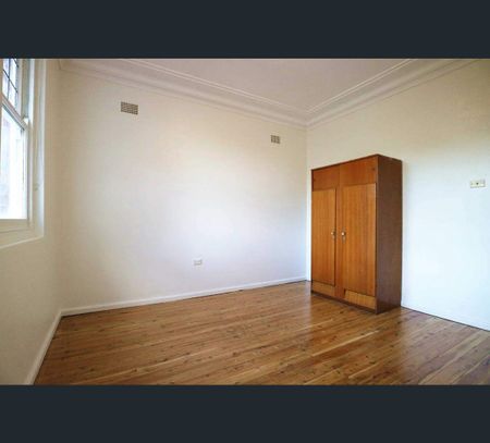 216 Burnett St, Parramatta, NSW 2150 - Photo 3