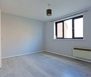 1 bedroom property to rent in Dagenham - Photo 1