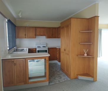 2-BEDROOM IN MACLEANS ZONE - Photo 3