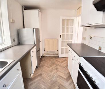 2 bedroom ground floor maisonette to rent - Photo 5