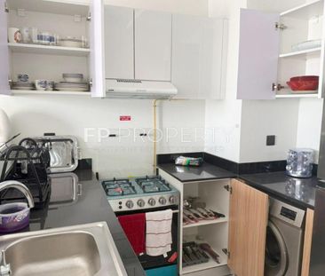 Close to Metro | Fully Furnished I Ready to Move - Photo 6