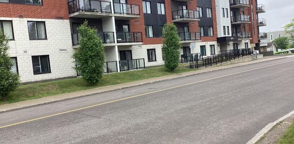 41/2 A LOUER SAINTE FOY ACCEPTE CHIENS DÉCEMBRE GRATUIT - Photo 2