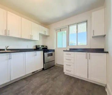 1650 - 1670 Rue Deguire | 1670 Rue Deguire, Saint-Laurent - Photo 1