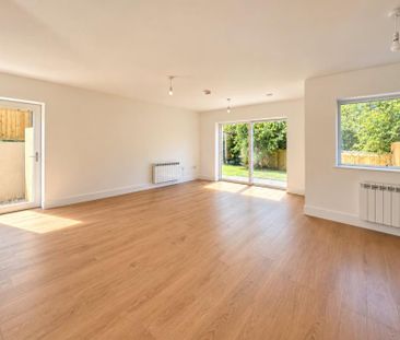 Burgess Close, Kingswood, Bristol, Gloucestershire, BS15 - Photo 2