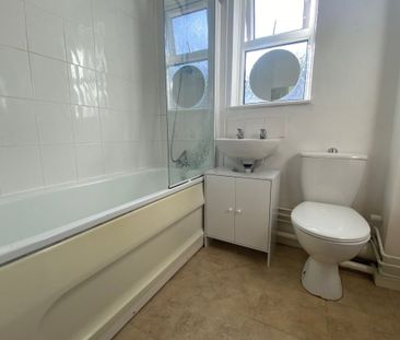 Broadwater Crescent - Photo 5