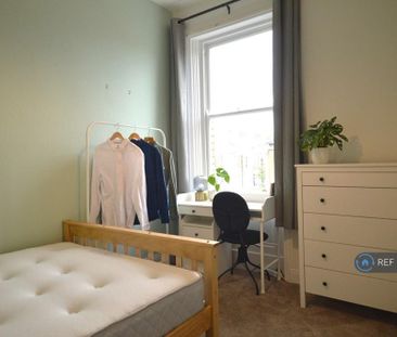 4 bedroom maisonette to rent - Photo 6