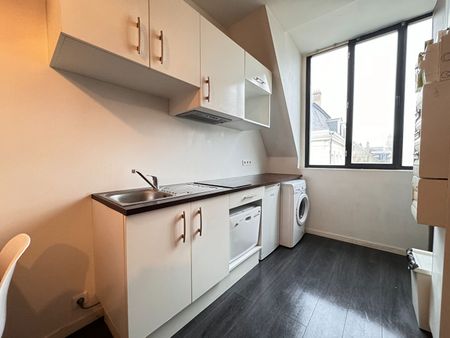 T2 de 28,53 m2 à louer rue Négrier dans le vieux LILLE réf 5358 - Photo 5