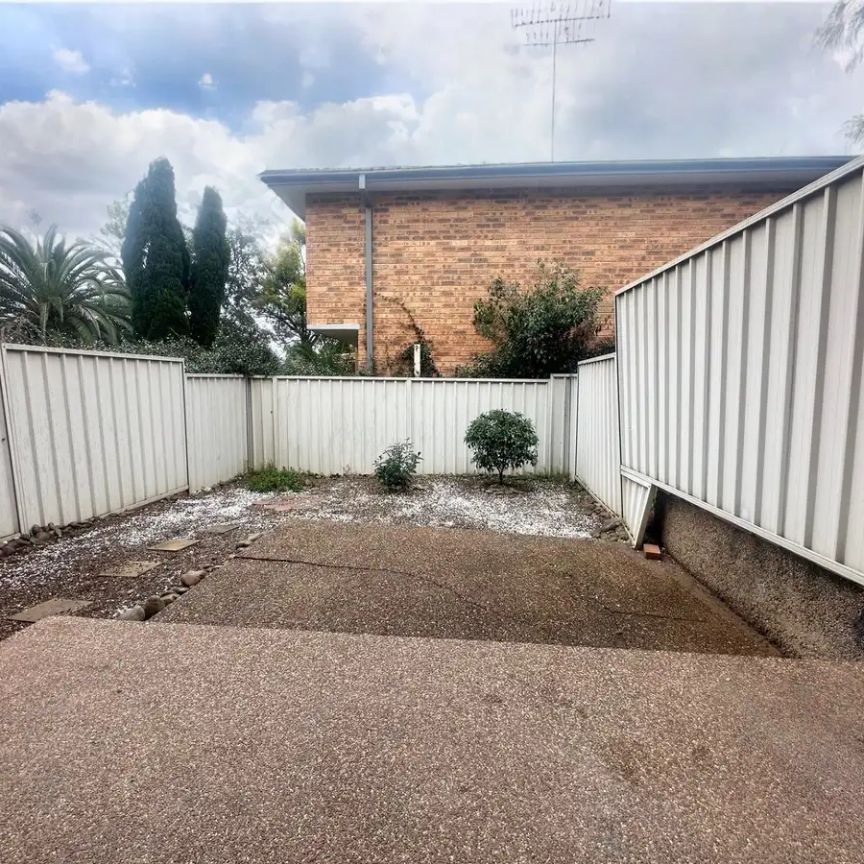 “Spacious 3 Bedroom Townhouse in Prime Blacktown Location” - Photo 1