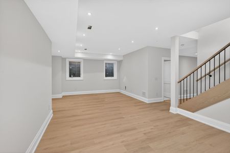For Lease - 148 Herald Avenue, Oakville, Ontario - Photo 2