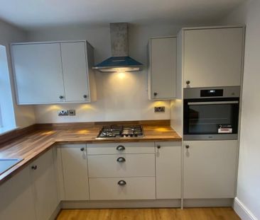 2 Bed End Terrace, Acres Road, M21 - Photo 6