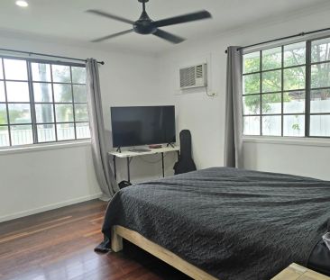 Central Cannonvale Home...Pool Maintenance Included! - Photo 6