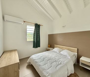 Location Appartement 3 pièces 56m² PETIT BOURG 97170 - Photo 2