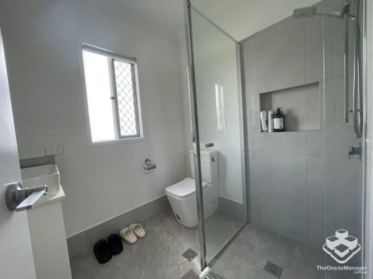 Brand-New Fully Furnished, All-Inclusive One-Bedroom Studio - Photo 1