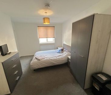 1 bedroom house of multiple occupation to rent - Photo 1