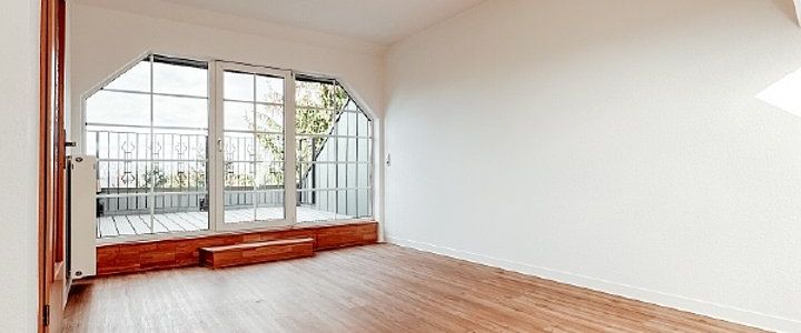 ERSTBEZUG Lichtdurchflutete 2-Raum-Wohnung mit neuem Bad - Photo 1