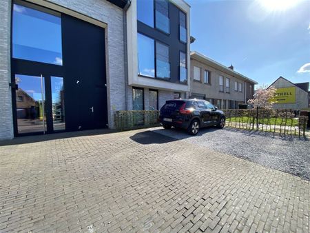 Prachtig appartement op de tweede verdieping, in het centrum van Evergem - Photo 5