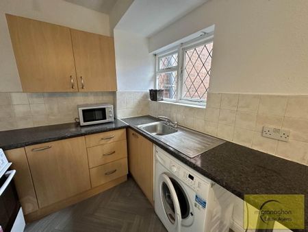 68 St James`s Road, Belfast, BT12 6ED - Photo 5