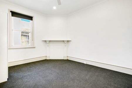 2 Bedroom Home with Separate Large Study/ Living Room in the Heart of Balmain - Photo 5