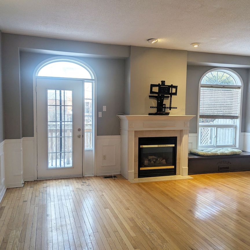 For Lease - 19 Stevenson Street, Hamilton, Ontario - Photo 1