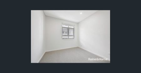 Two Bedroom Apartment in St Peters - Photo 2
