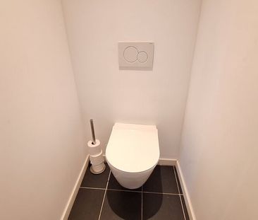 Instapklare rijwoning met 2 slaapkamers, terras met tuinperkje en k... - Photo 6