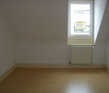 Location Appartement 4 pièces 62m² SARREGUEMINES 57200 - Photo 4