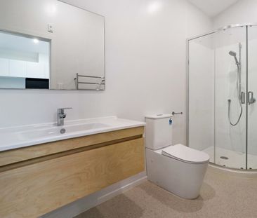 NEW QUEEN STREET WAINUIOMATA APARTMENT - Photo 4