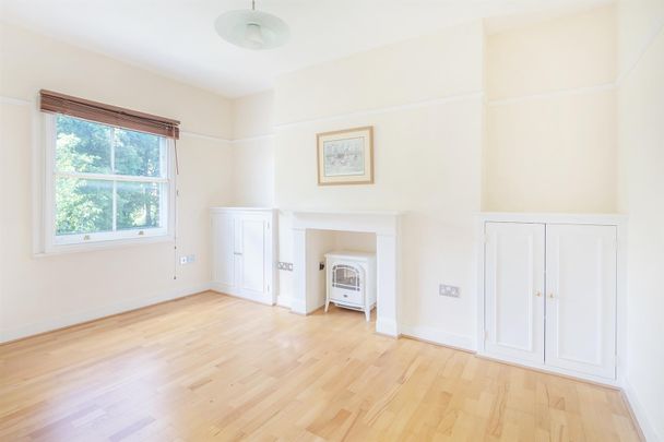 Heath Street, Hampstead Village, NW3 - Photo 1