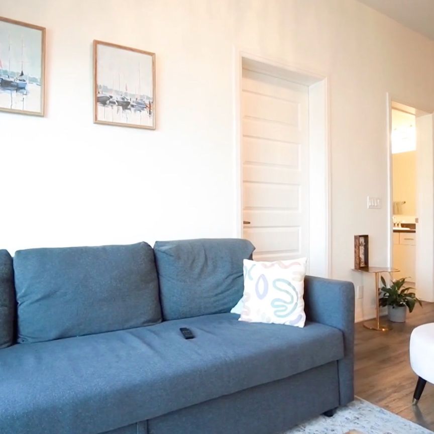 For Lease - 102 Grovewood Common Unit# 634, Oakville, Ontario - Photo 1