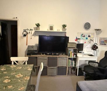 2 Bed Flat, Bloom Grove, SE27 - Photo 1
